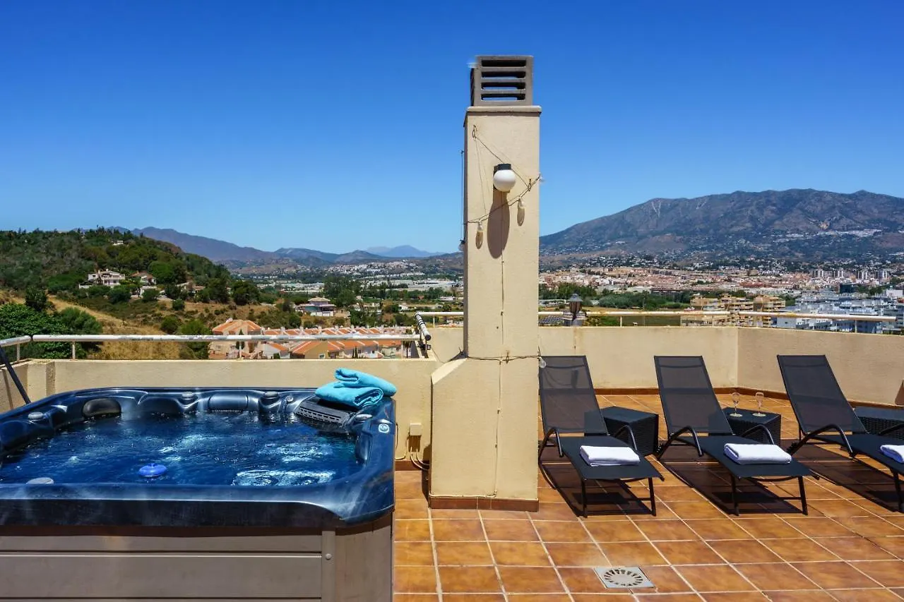 Spacious Castillo Sohail Penthouse With Jacuzzi By Costarentals - Ref 12 Fuengirola Spain